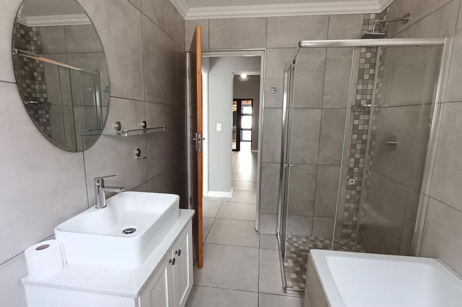3 Bedroom Property for Sale in Sunset Estate Western Cape